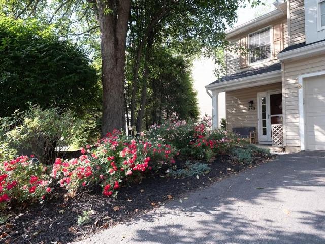 Townhouse for sale in Oakmont Commons, Oakmont