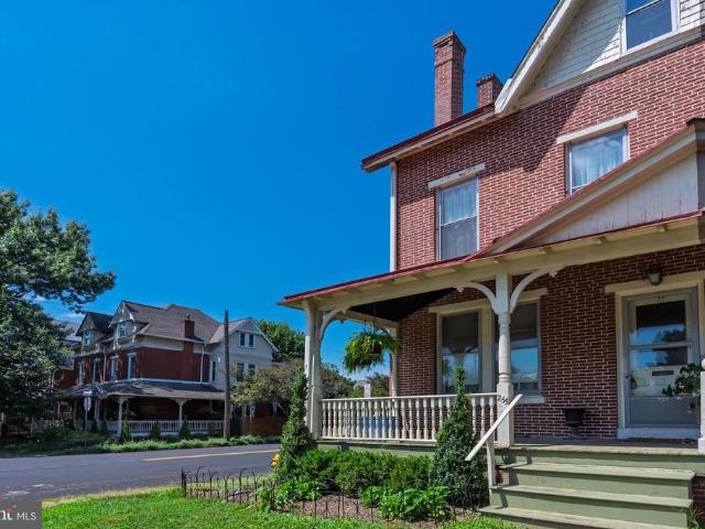 Townhouse for sale in Chester, Pennsylvania