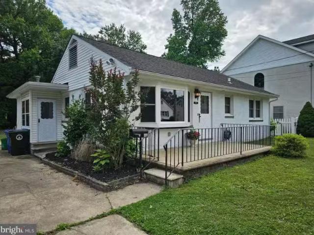 House for sale in Sewell