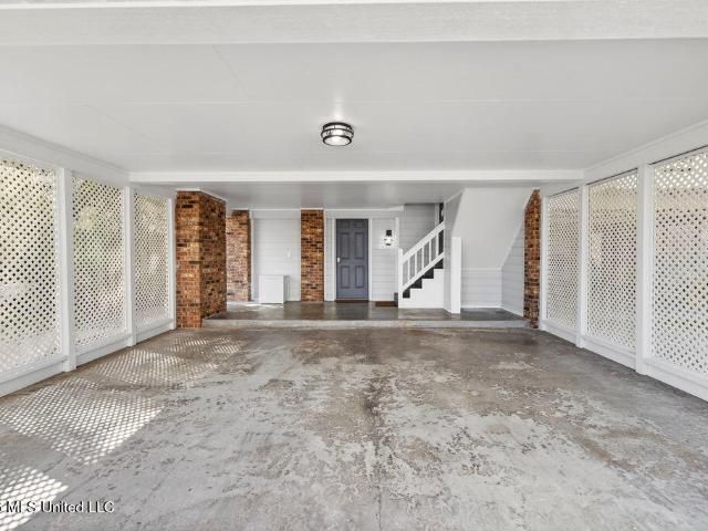 Townhouse for sale in Pass Christian, Mississippi
