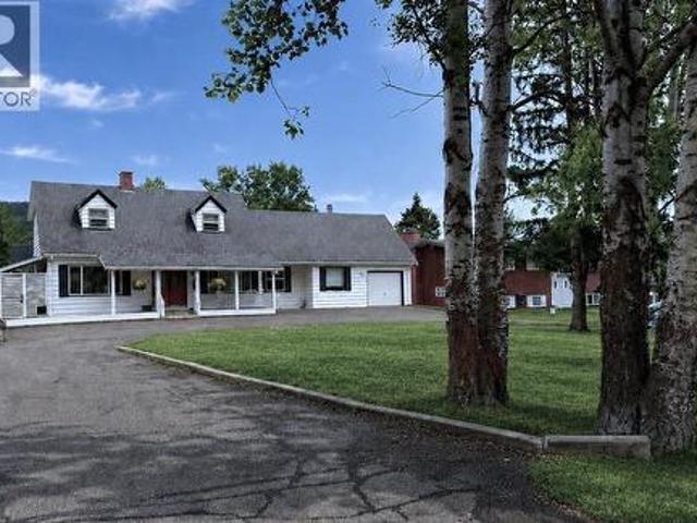 House for sale in 100 Mile House, British Columbia