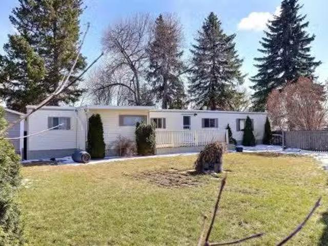 House for sale in Wedgewood, Alberta