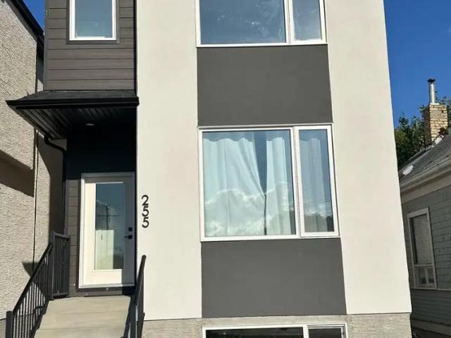 House for rent in King Edward, Winnipeg