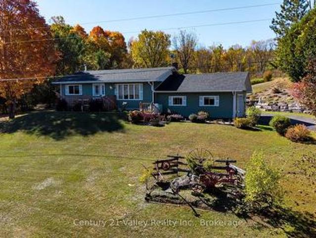 House for sale in Renfrew, Ontario