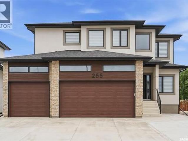House for sale in Saskatoon, Saskatchewan