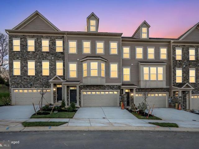 Townhouse for sale in Delaware