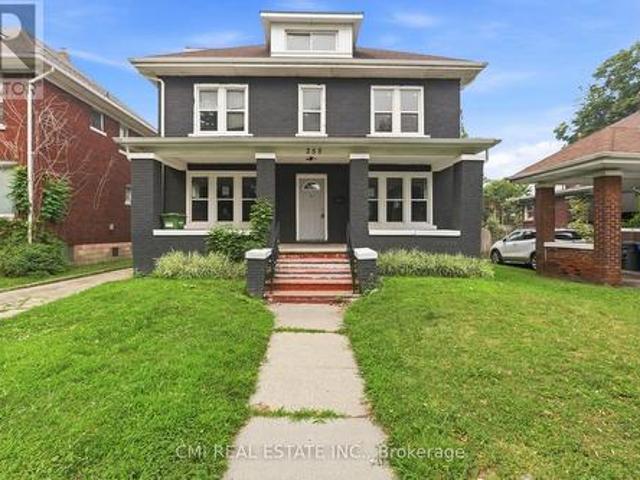House for sale in Little Italy, Windsor