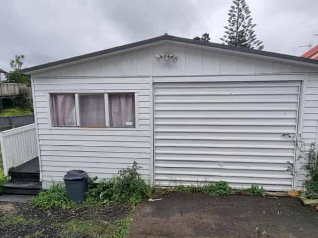 House for rent in Hillsborough, Oroua County