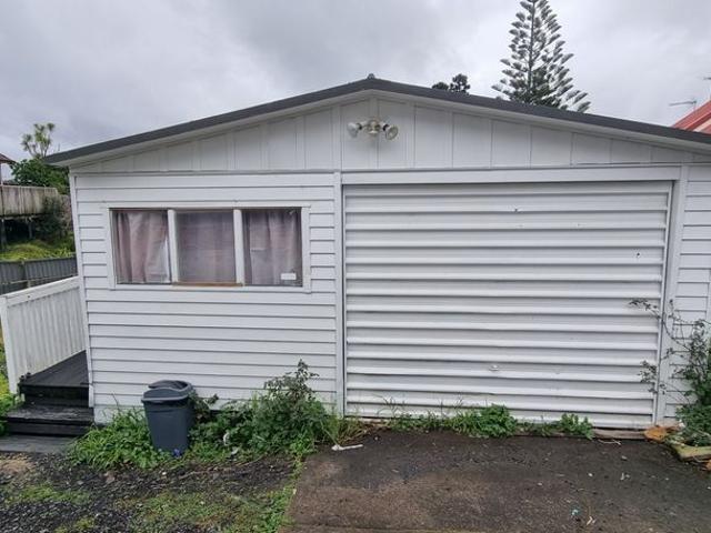 House for rent in Hillsborough, Oroua County