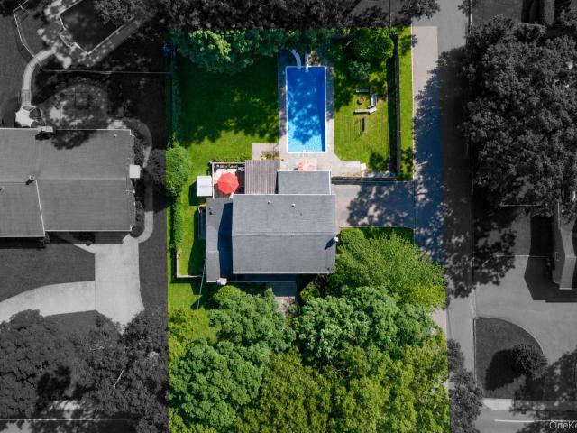 House for sale in Smithtown, New York