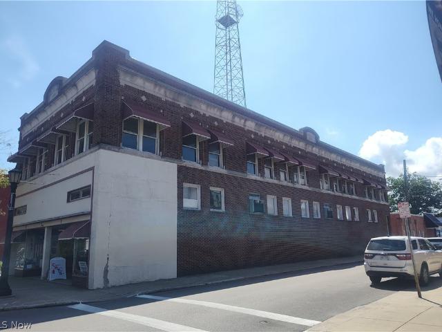 Commercial for sale in Downtown Conneaut, Conneaut