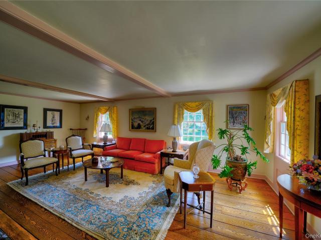 House for sale in Queens, Arverne