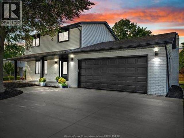 House for sale in Lakeshore, Ontario