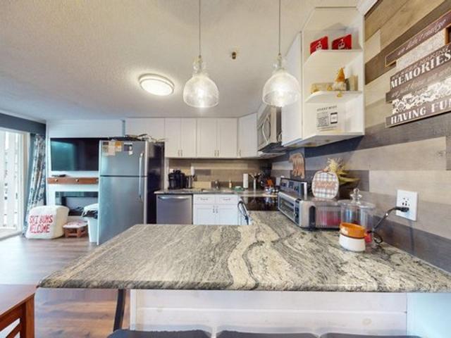 Condo for sale in Snowshoe, West Virginia