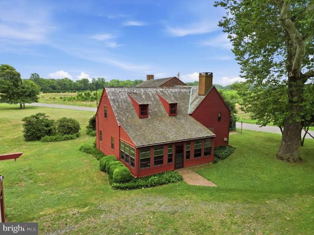House for sale in Greenwich, New Jersey