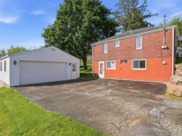 House for sale in Bairdford, Pennsylvania