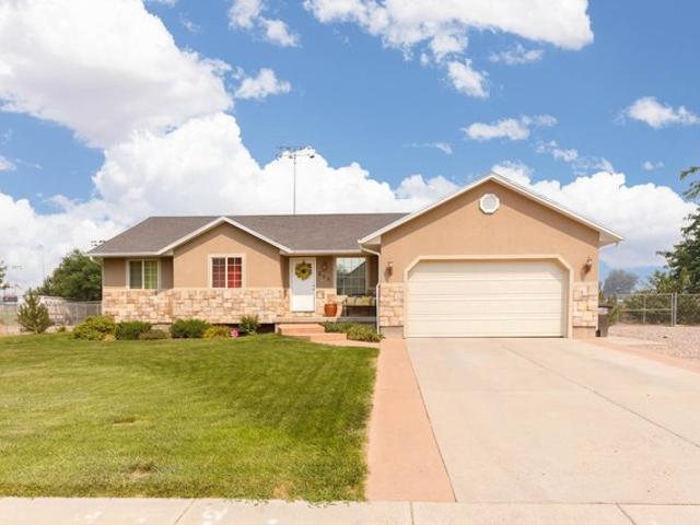 House for sale in Monroe, Utah