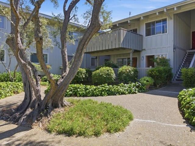 Condo for sale in Mountain View, California