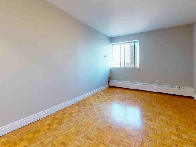 Apartment for rent in Mulhurst Bay, Ontario