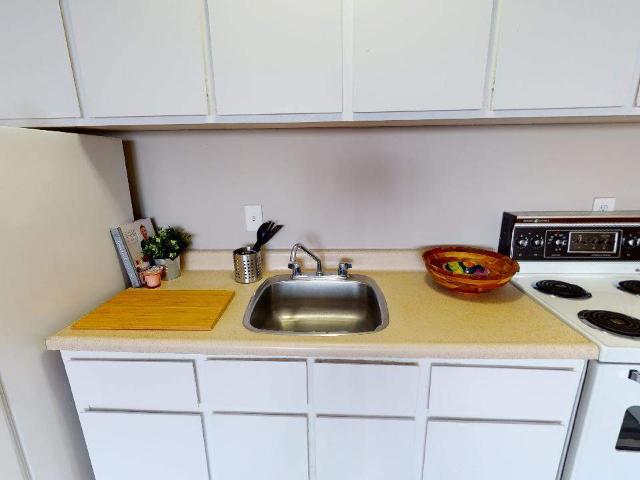 Apartment for rent in Mulhurst Bay, Ontario
