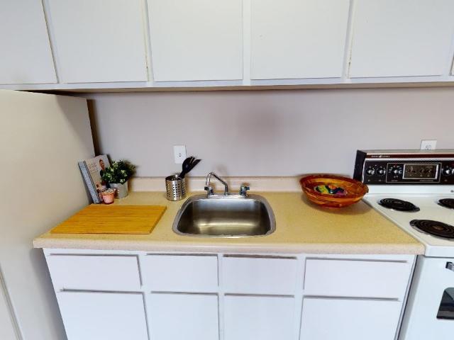 Apartment for rent in Mulhurst Bay, Ontario
