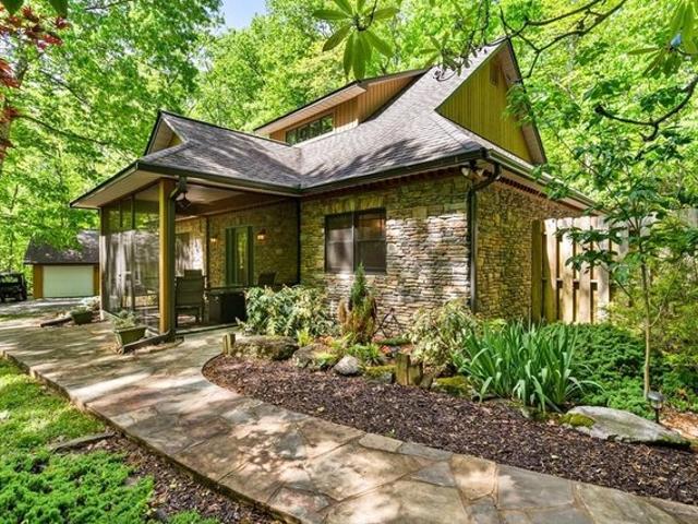 House for sale in Hayesville, North Carolina