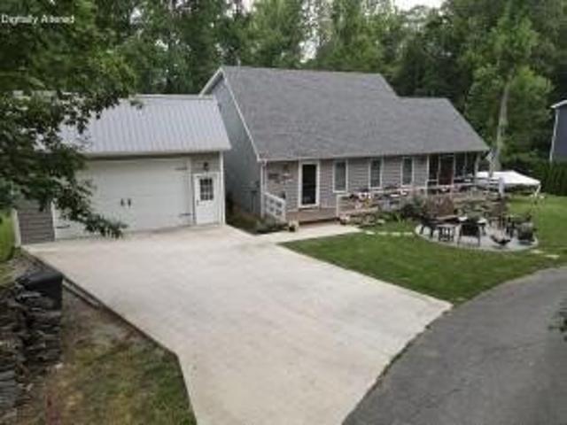 House for sale in Jamestown, Kentucky