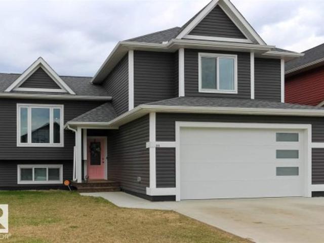 House for sale in Cherry Grove, Alberta