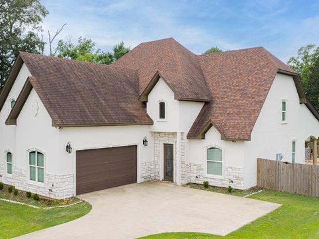 House for sale in Longview, Texas