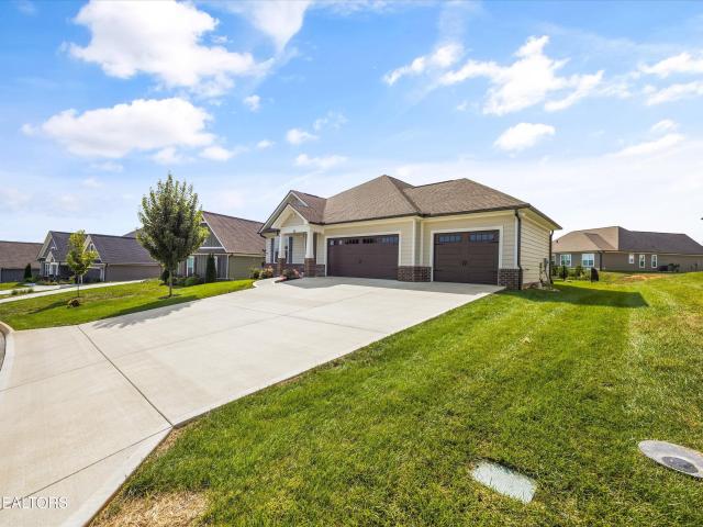House for sale in Lenoir City, East Tennessee