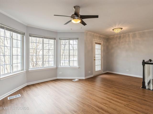 Condo for sale in Round Lake, Illinois
