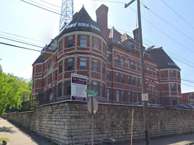 House for sale in Roselawn, Ohio