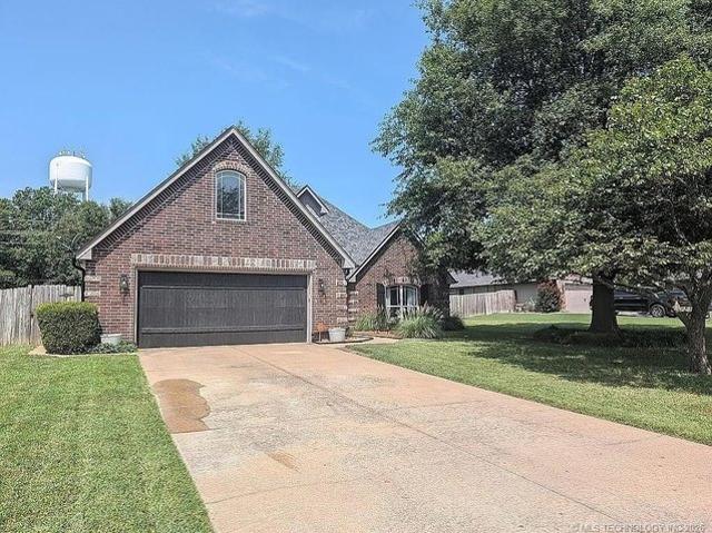 House for sale in Rogers, Oklahoma