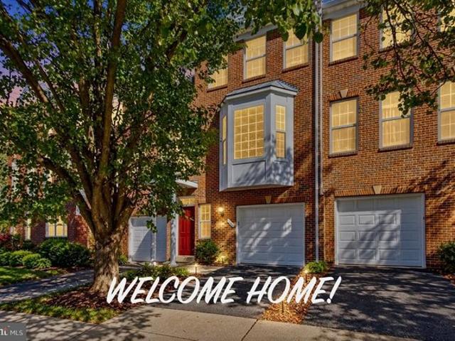 Townhouse for sale in Herndon, Fairfax County