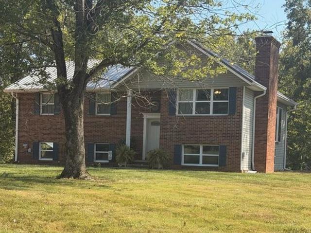 House for sale in Dugger, Indiana