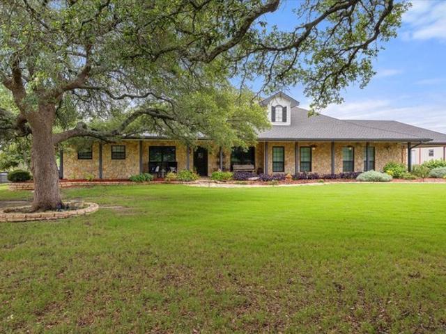 House for sale in Glen Rose, Texas