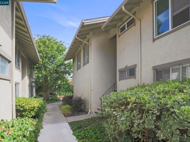 Condo for sale in Walnut Creek, California