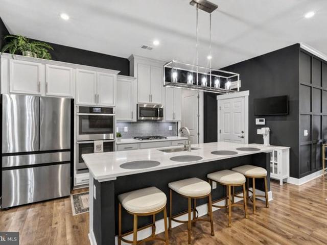 Townhouse for sale in Virginia