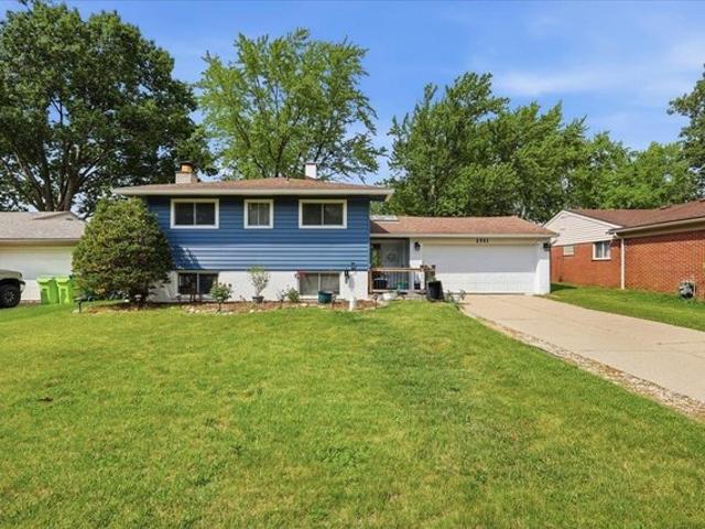 House for sale in Auburn Hills, Michigan
