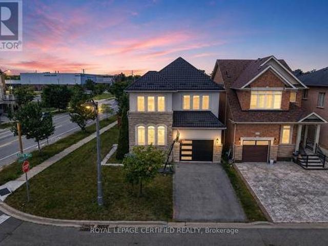 House for sale in Oakville, Ontario