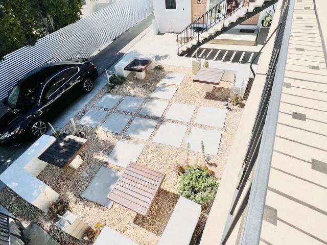Apartment for rent in Canoga Park, California