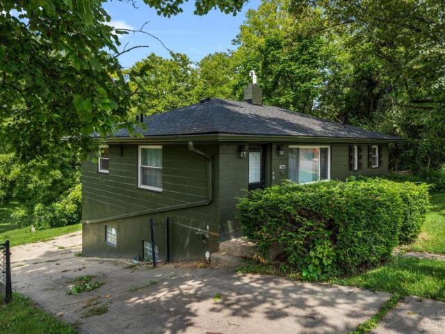 House for sale in Roselawn, Ohio
