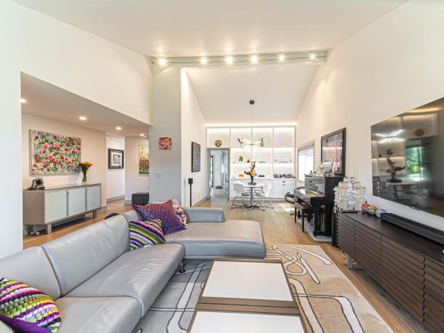 House for sale in Belmont