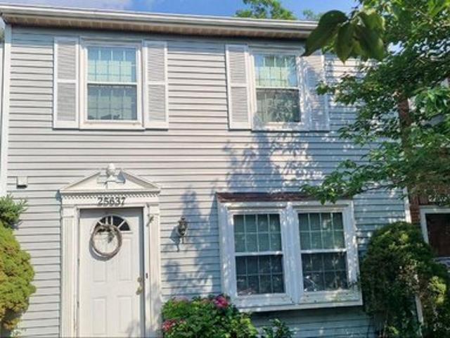 Townhouse for sale in Damascus, Maryland