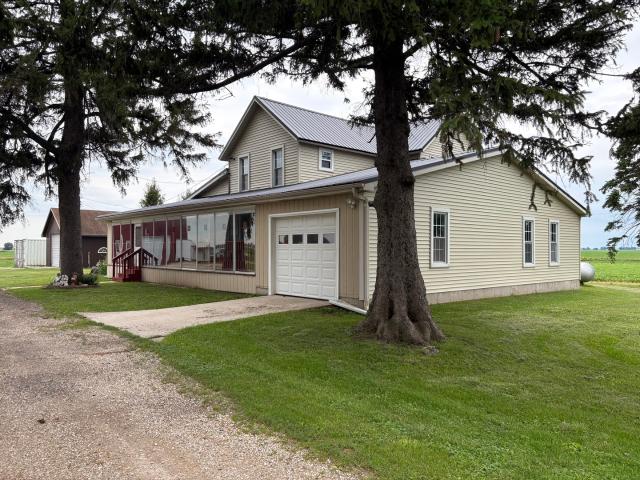 House for sale in Rochelle, Illinois