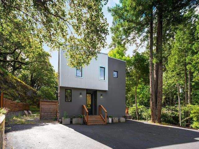 House for sale in Healdsburg, California