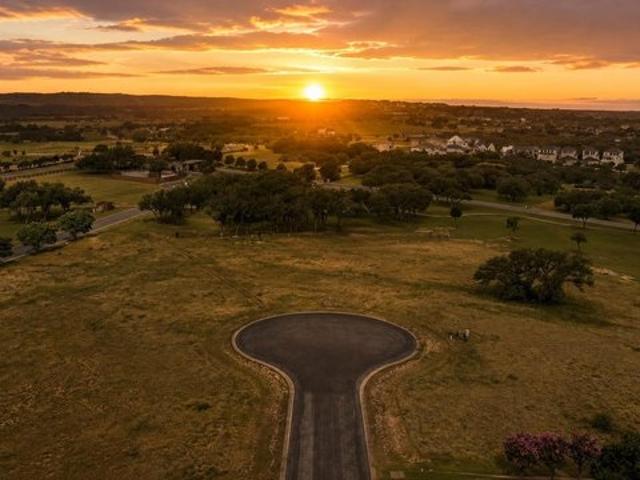 Land for sale in Spicewood, Texas