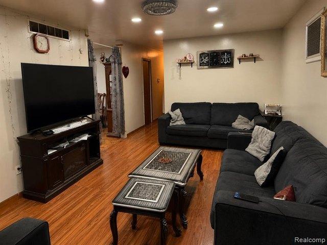 House for sale in Dearborn Heights, Michigan