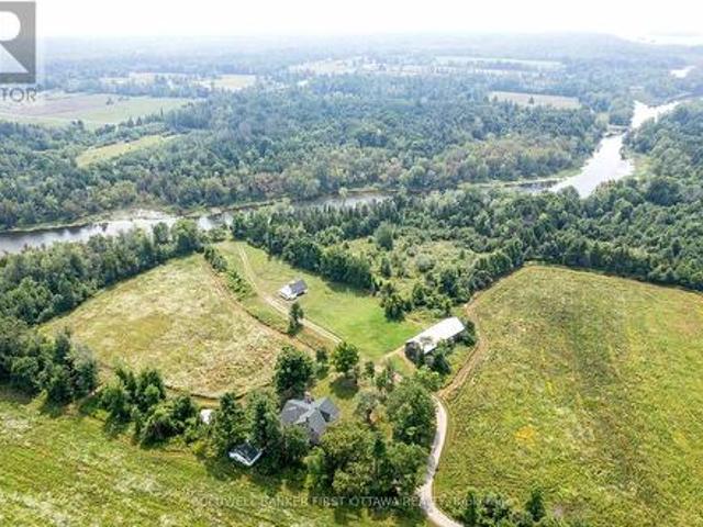 House for sale in Tay Valley, Ontario