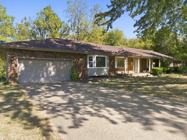House for sale in Springfield, Greene County